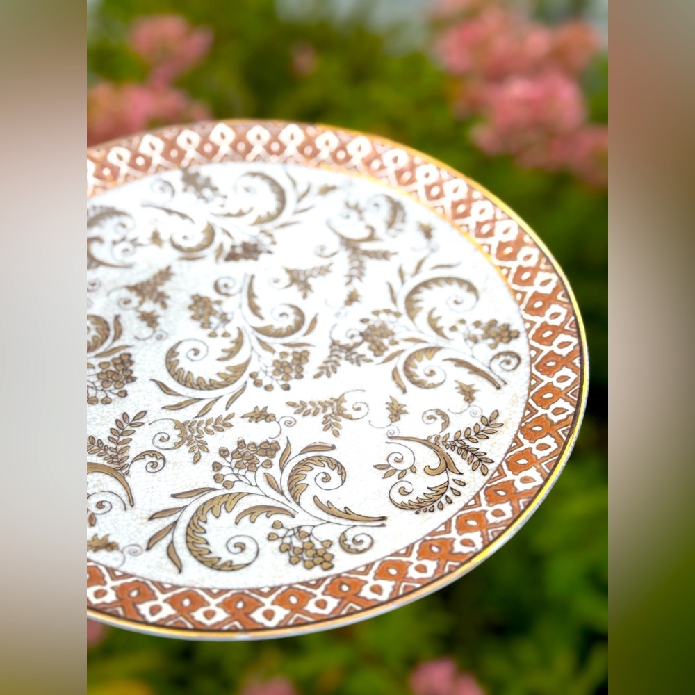VINTAGE scrolled Brown and Cream Decorative Plate